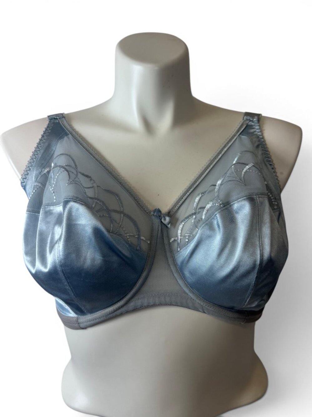 Elomi Underwire Full Coverage Embroidered Bra Blue Gray US 34L UK 34HH